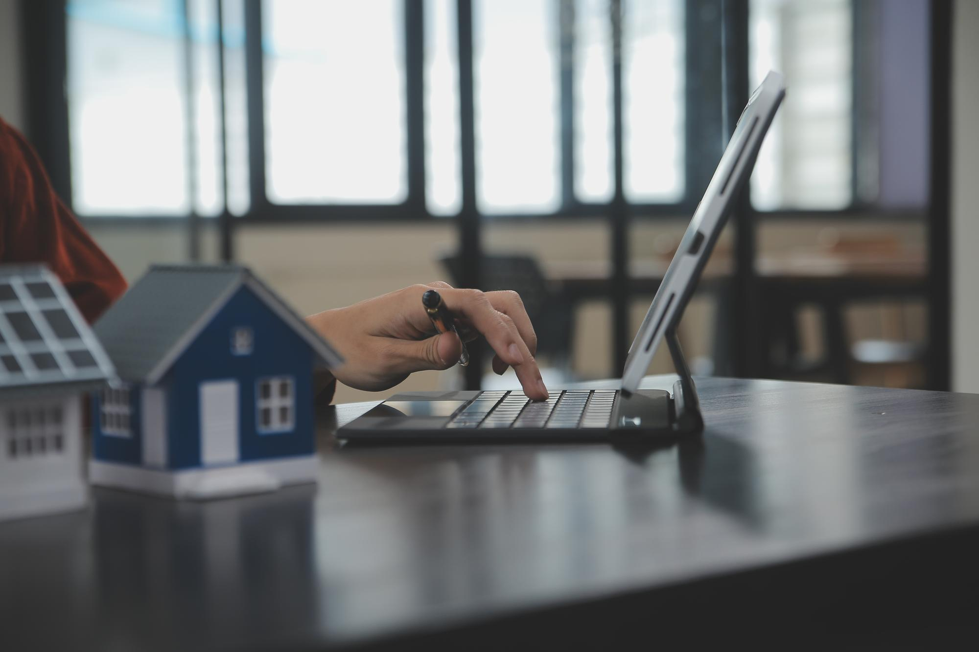 Manfred Real Estate Salesperson Holding Keys in Albany, NY